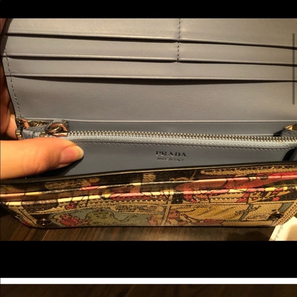 Vintage Rare Prada comic wallet with box Limited edition - Picture 12 of 13